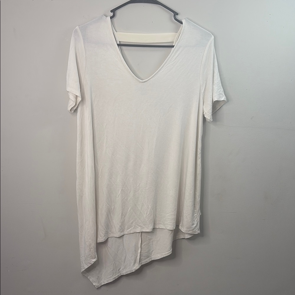 Lisa Rinna Collection White Asymmetrical‎ Short Sleeve Tee